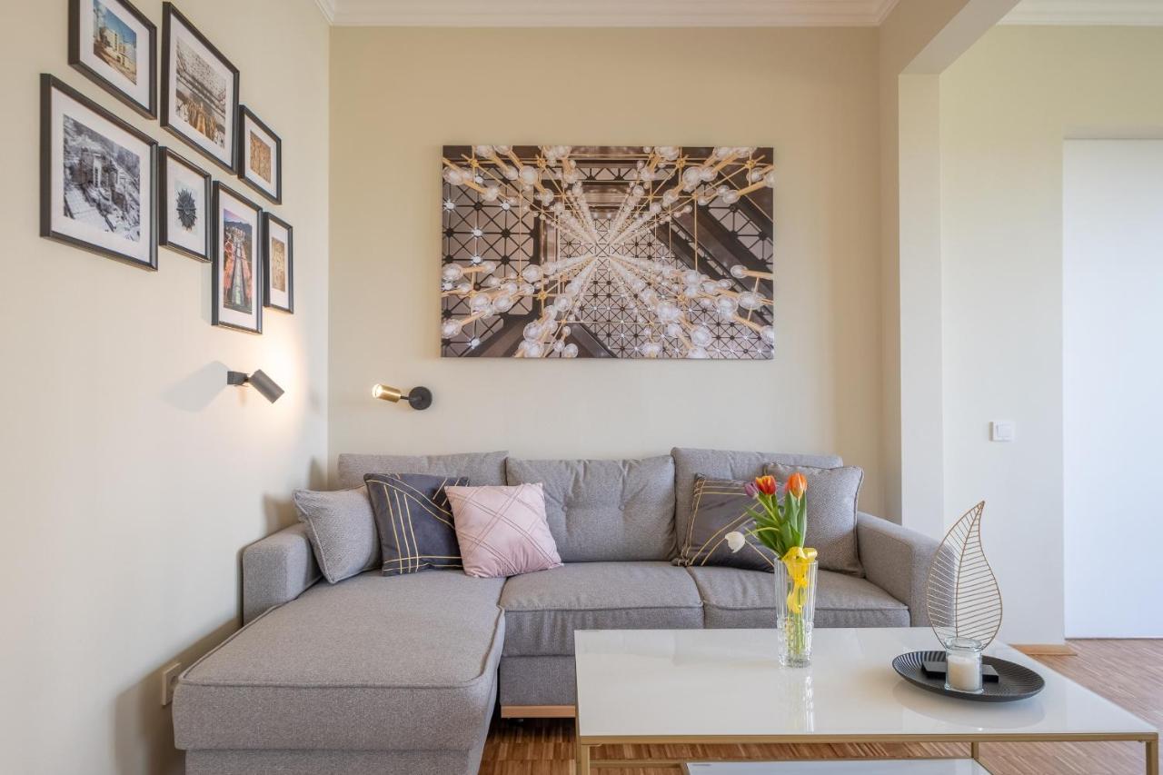 Sunrise 1Bdrm View Apartment Ndk Congress Centre Sofia Exterior foto